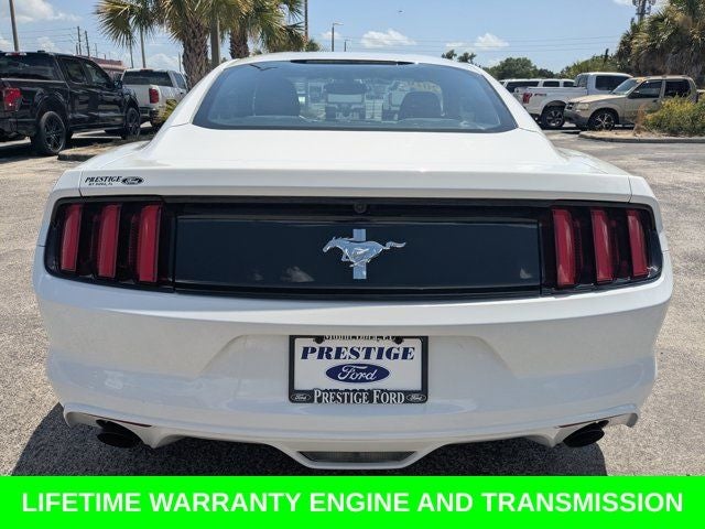 2016 Ford Mustang V6