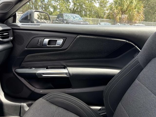 2025 Ford Mustang EcoBoost