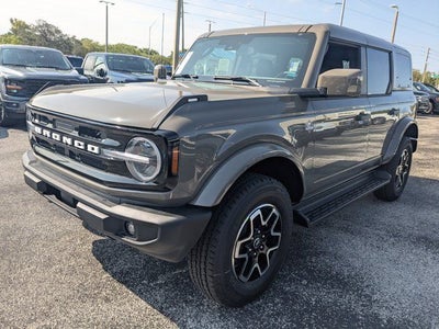 2026 Ford Bronco Outer Banks