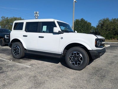 2026 Ford Bronco Outer Banks