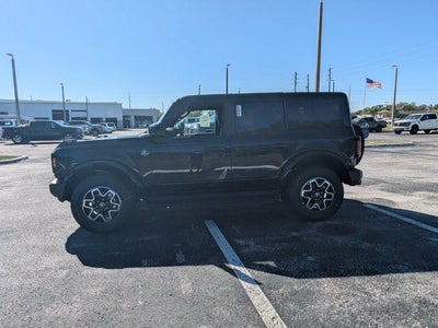 2026 Ford Bronco Outer Banks