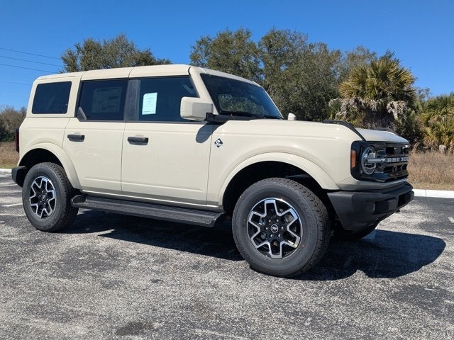 2026 Ford Bronco Outer Banks