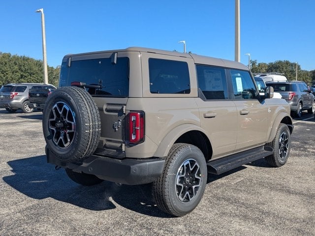 2025 Ford Bronco Outer Banks