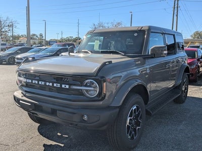 2025 Ford Bronco Outer Banks