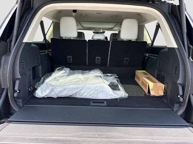 2027 Ford Expedition Max Platinum 30th Anniversary