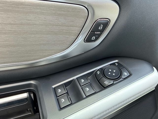 2027 Ford Expedition Max Platinum 30th Anniversary
