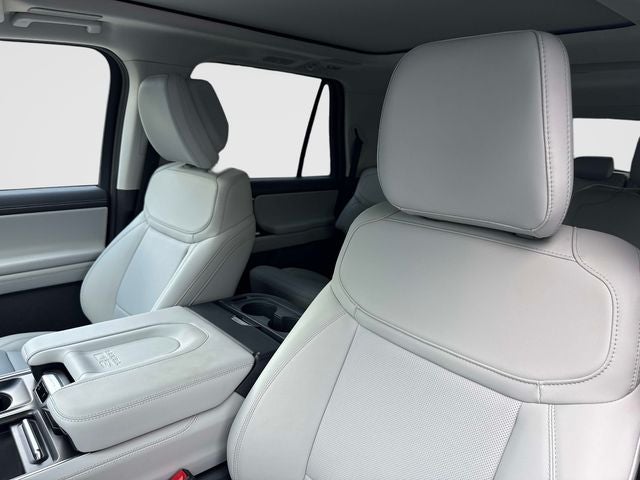 2027 Ford Expedition Max Platinum 30th Anniversary