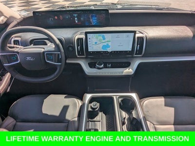 2025 Ford Expedition Active
