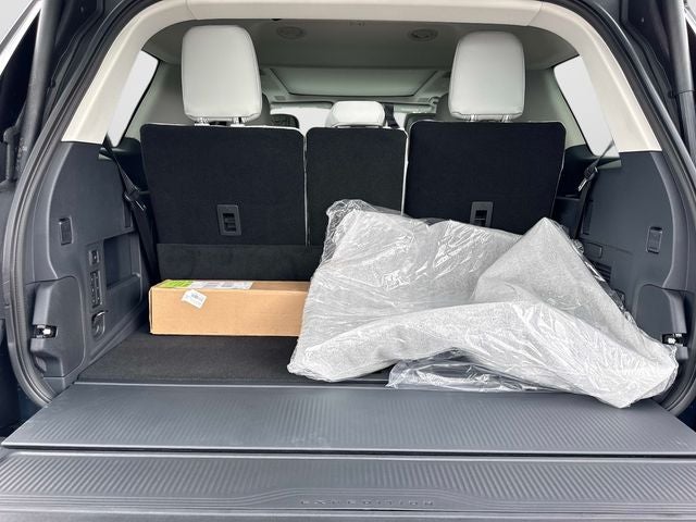 2027 Ford Expedition Platinum 30th Anniversary