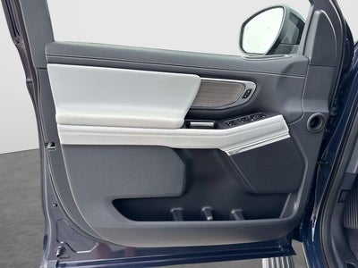 2027 Ford Expedition Platinum 30th Anniversary