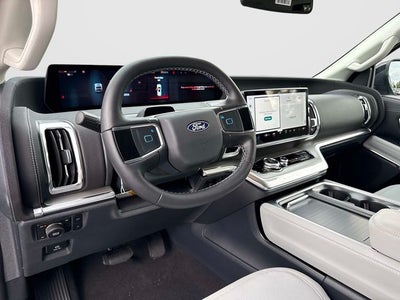 2027 Ford Expedition Platinum 30th Anniversary