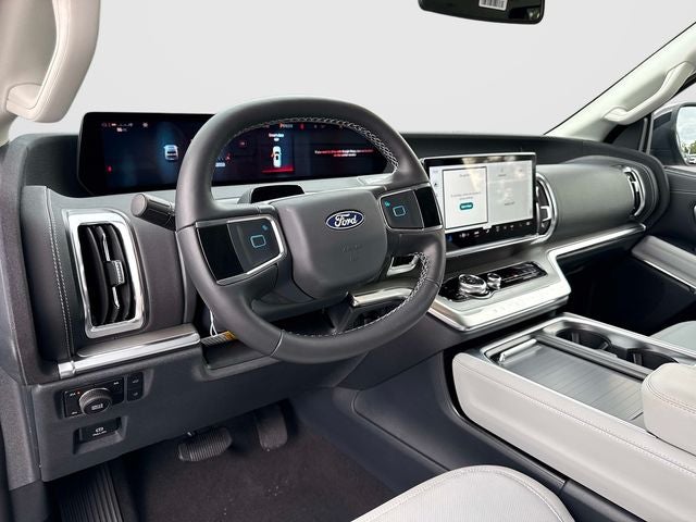 2027 Ford Expedition Platinum 30th Anniversary