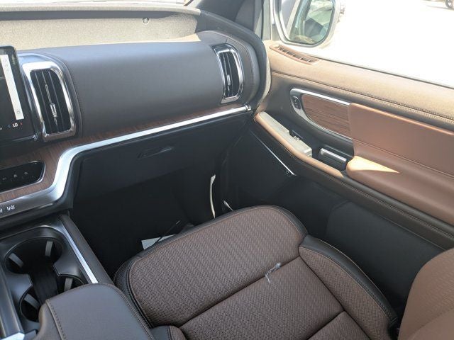 2027 Ford Expedition King Ranch