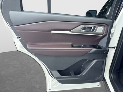 2027 Ford Explorer Platinum