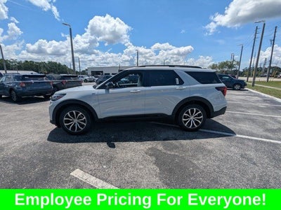 2026 Ford Explorer ST-Line