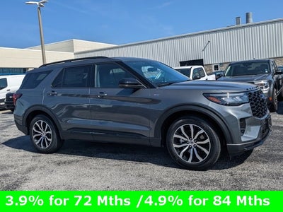 2025 Ford Explorer ST-Line