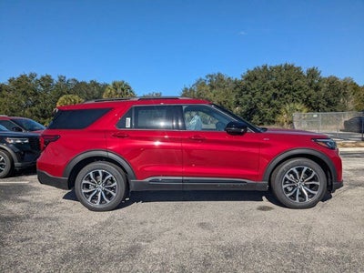 2026 Ford Explorer ST-Line