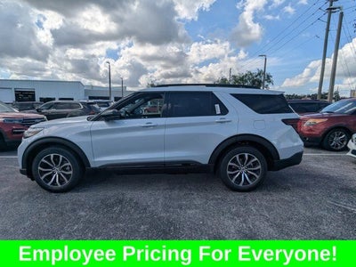 2026 Ford Explorer ST-Line