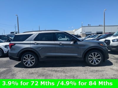 2025 Ford Explorer ST-Line