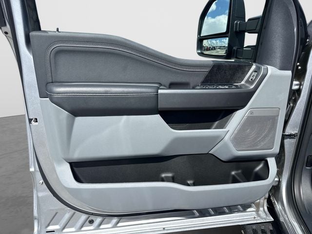 2027 Ford F-350SD XLT CARHARTT PACKAGE