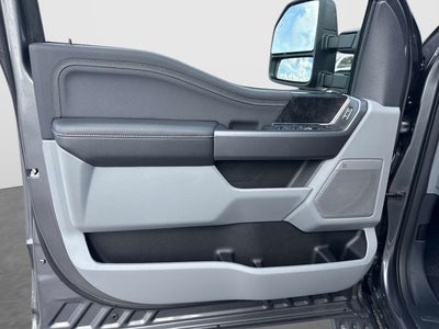 2027 Ford F-350SD XLT CARHARTT PACKAGE
