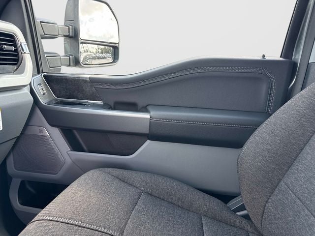 2027 Ford F-350SD XLT CARHARTT PACKAGE