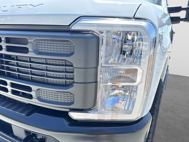 2027 Ford F-350SD XL