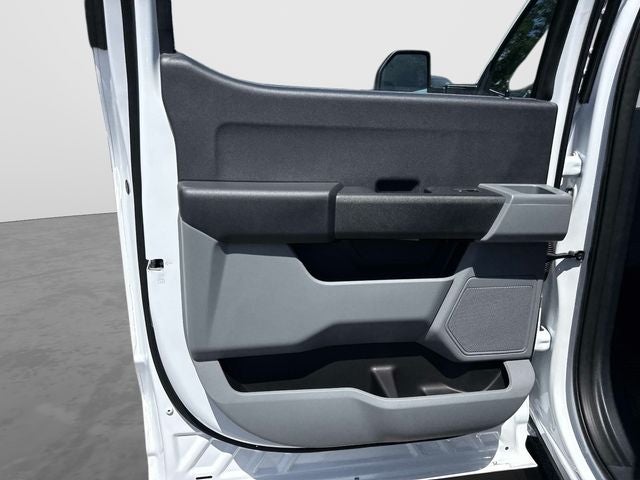 2027 Ford F-350SD XL