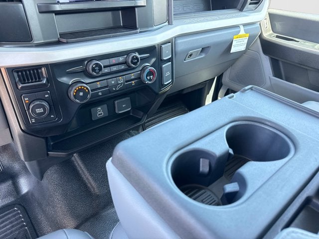 2027 Ford F-350SD XL