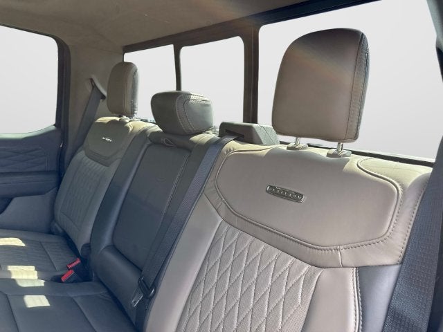 2027 Ford F-350SD Platinum