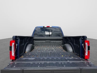 2027 Ford F-350SD Platinum