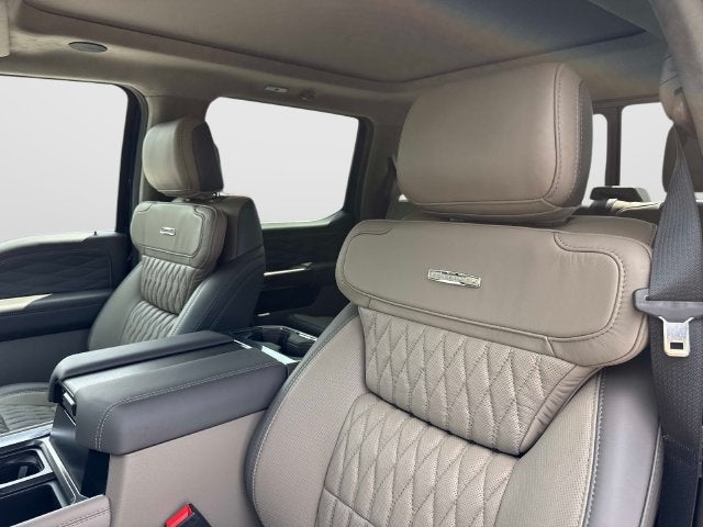 2027 Ford F-350SD Platinum