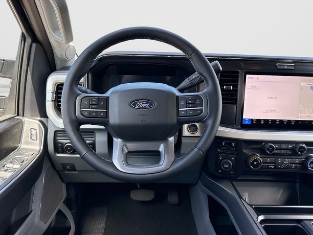 2027 Ford F-350SD XLT