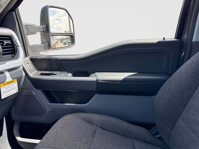 2027 Ford F-350SD XLT