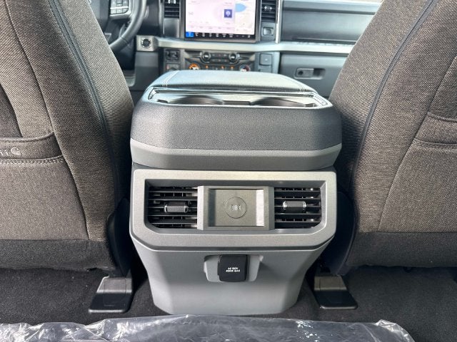 2027 Ford F-350SD XLT
