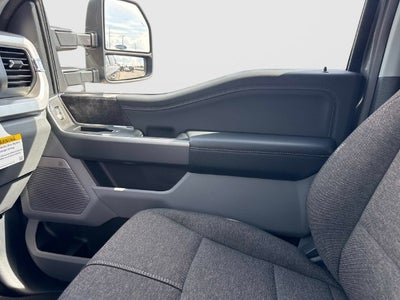 2027 Ford F-350SD XLT