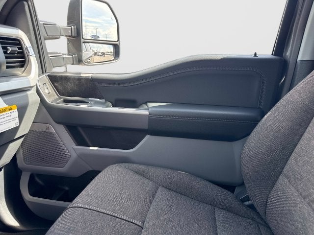 2027 Ford F-350SD XLT