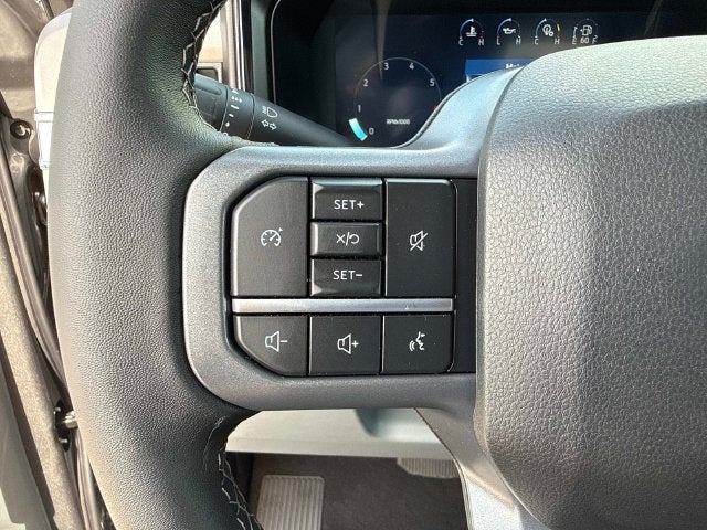 2027 Ford F-350SD XLT
