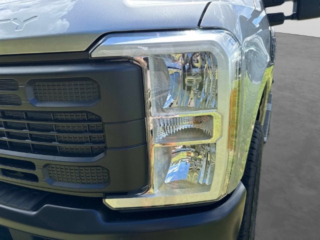 2027 Ford F-350SD XL