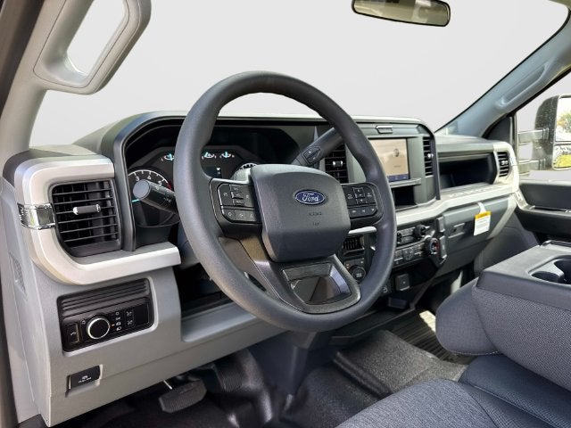 2027 Ford F-350SD XL