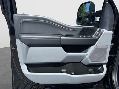 2027 Ford F-350SD XLT