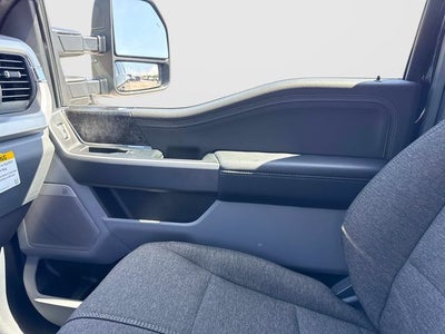 2027 Ford F-350SD XLT