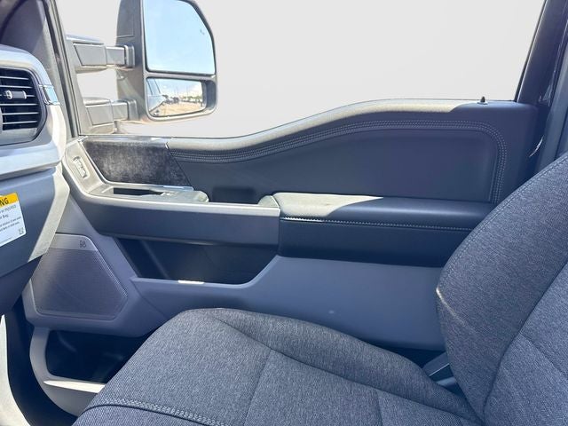 2027 Ford F-350SD XLT