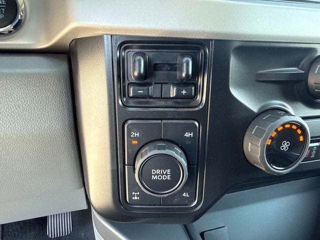 2027 Ford F-350SD XLT