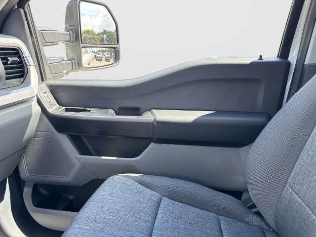 2027 Ford F-350SD XL