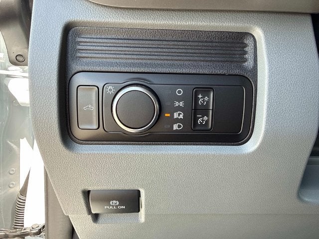 2027 Ford F-350SD XL