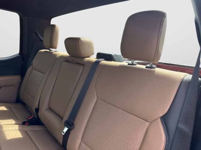 2027 Ford F-350SD Lariat DRW
