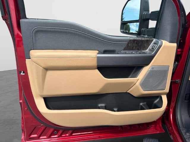 2027 Ford F-350SD Lariat DRW