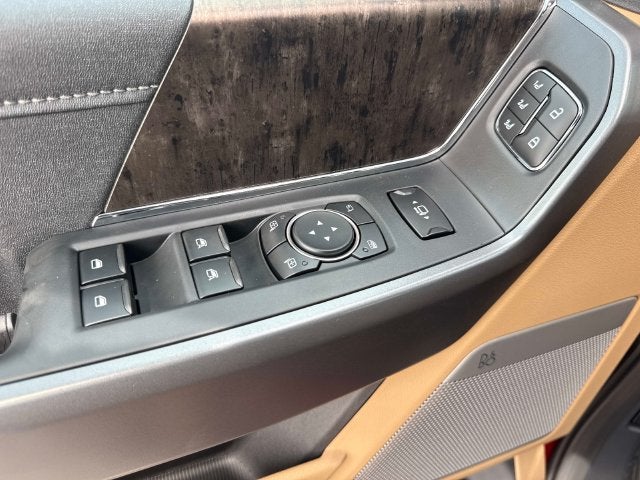 2027 Ford F-350SD Lariat DRW