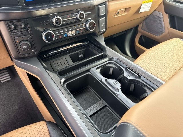 2027 Ford F-350SD Lariat DRW